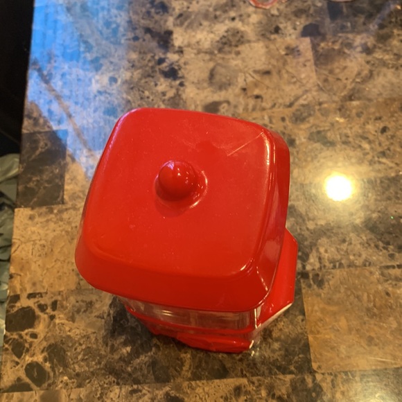 Wagon Style Glass Container - Picture 3 of 6